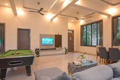 Nexus villa  Heart Staycation