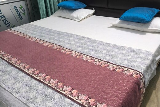 Prateek Stays | 3 Km Drive to Ramjanmbhoomi