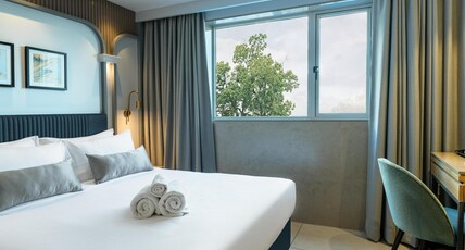 Ajanta Continental-Mumbai Airport Room Type - DELUXE DOUBLE ROOM