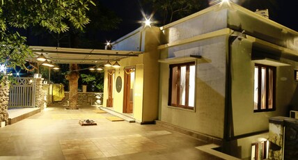 Bungalow Seven Room Type - Bungalow Seven