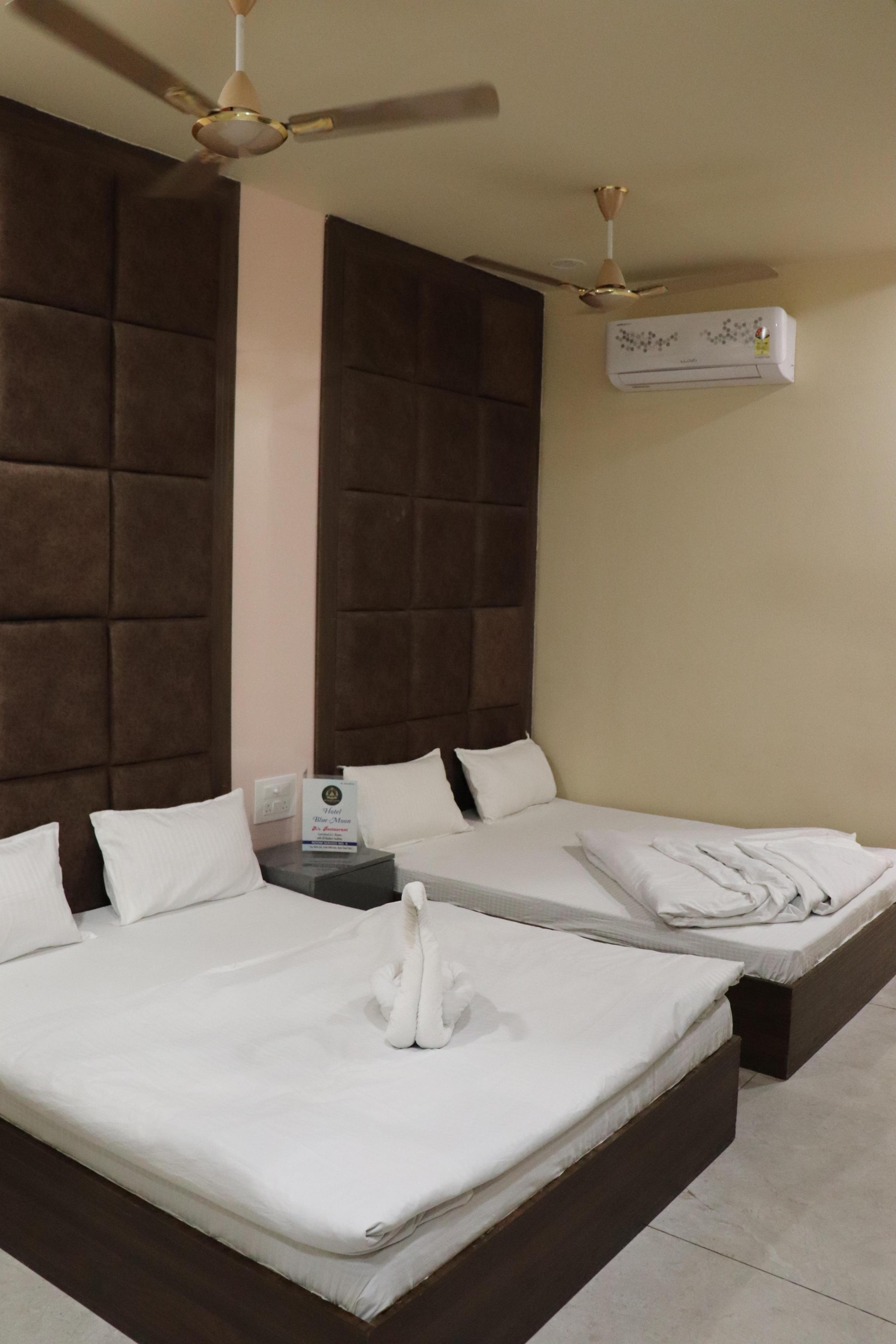 Hotel Blue Moon Room Type - Deluxe Four bed Ac Room