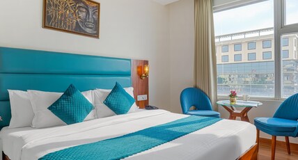 FIORA INN Room Type - Deluxe Room with City View FIORA INN Room Type - Deluxe Room with City View