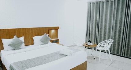 Fortune Palace Holidays Room Type - Deluxe Room with Balcony
