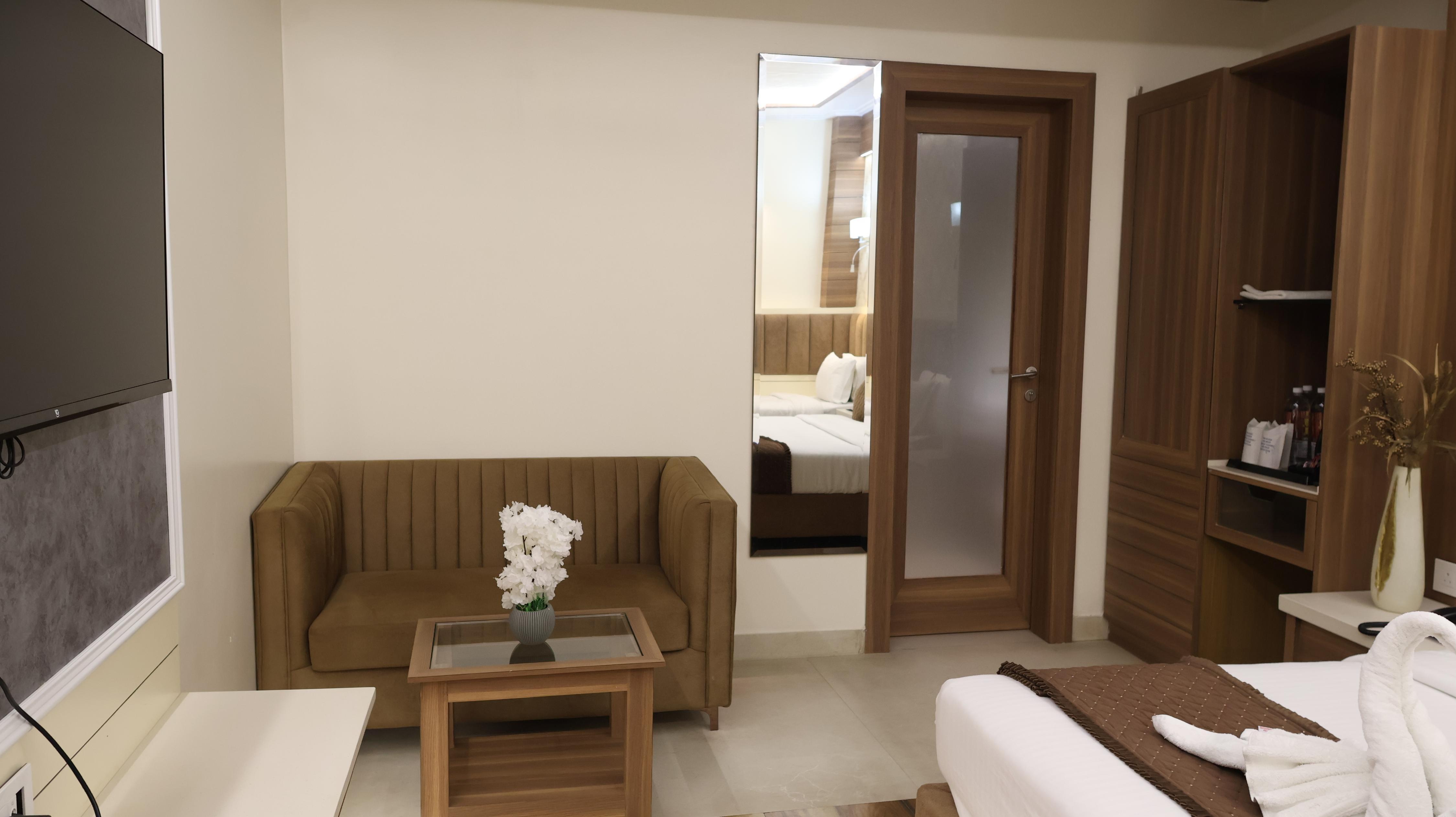SHREE SHIVAY NAMASTUBHYAM HOTEL - Tap to explore photos