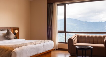 Evara Hills, Gangtok Room Type - Premium Valley View
