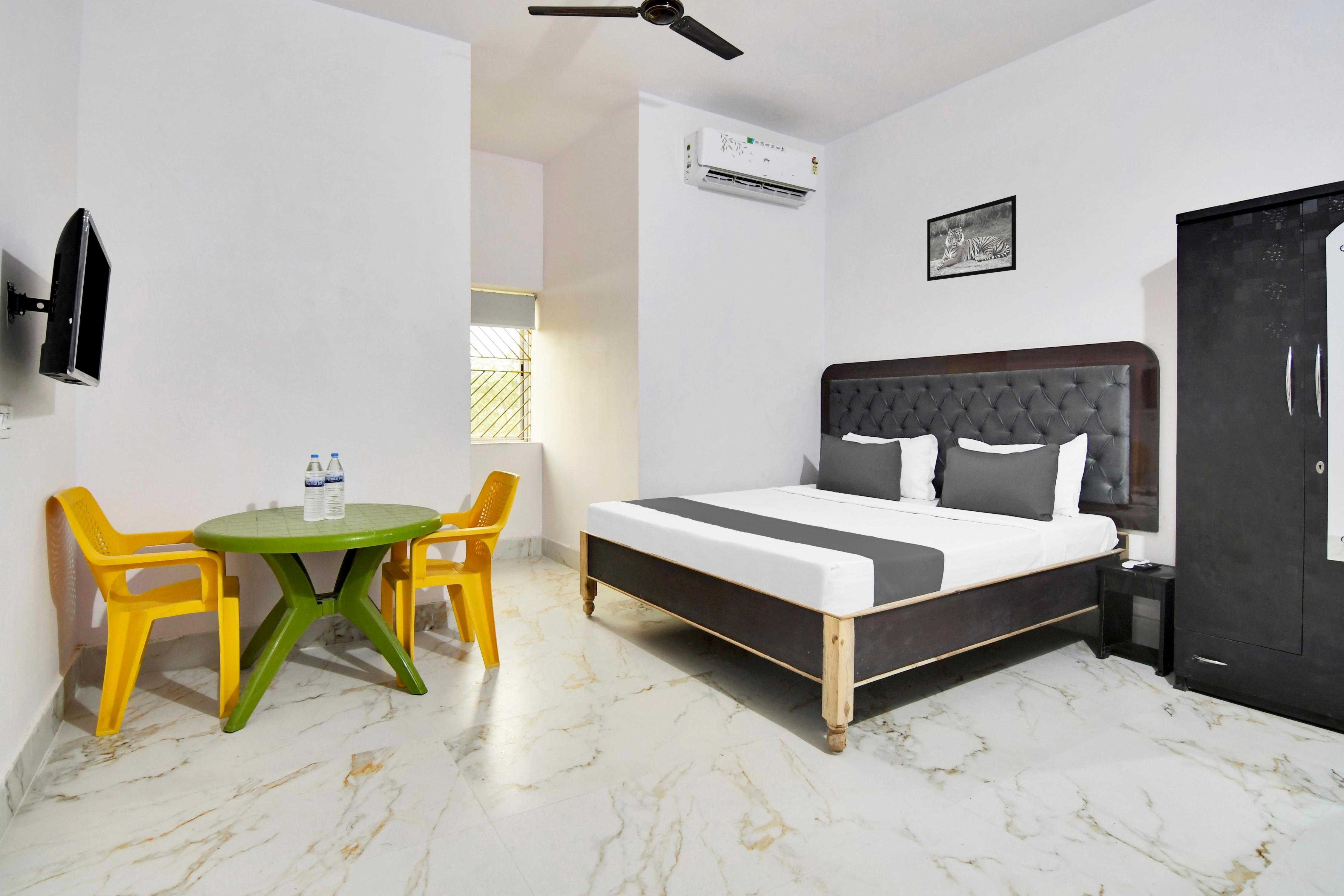 Hotel O Kasturi And Banquet - Tap to explore photos