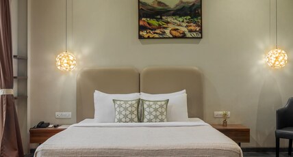 River Estates Luxury Resort and Spa Room Type - Premier River View Room With Balcony