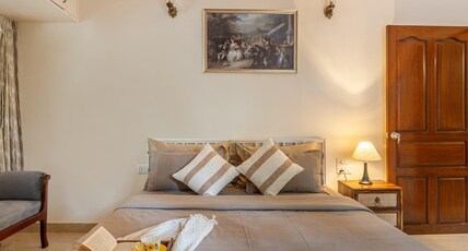 Sliceinn Kwan Room Type - G1 - Premium bedroom with Attached bathroom