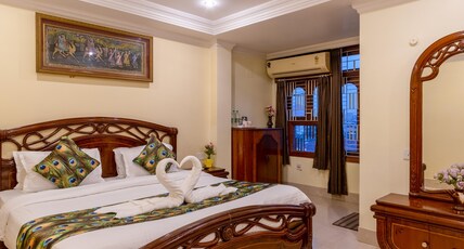 MAYUR HOTEL (Pure Vegetarian Chain) since 1974 Room Type - Semi Suite