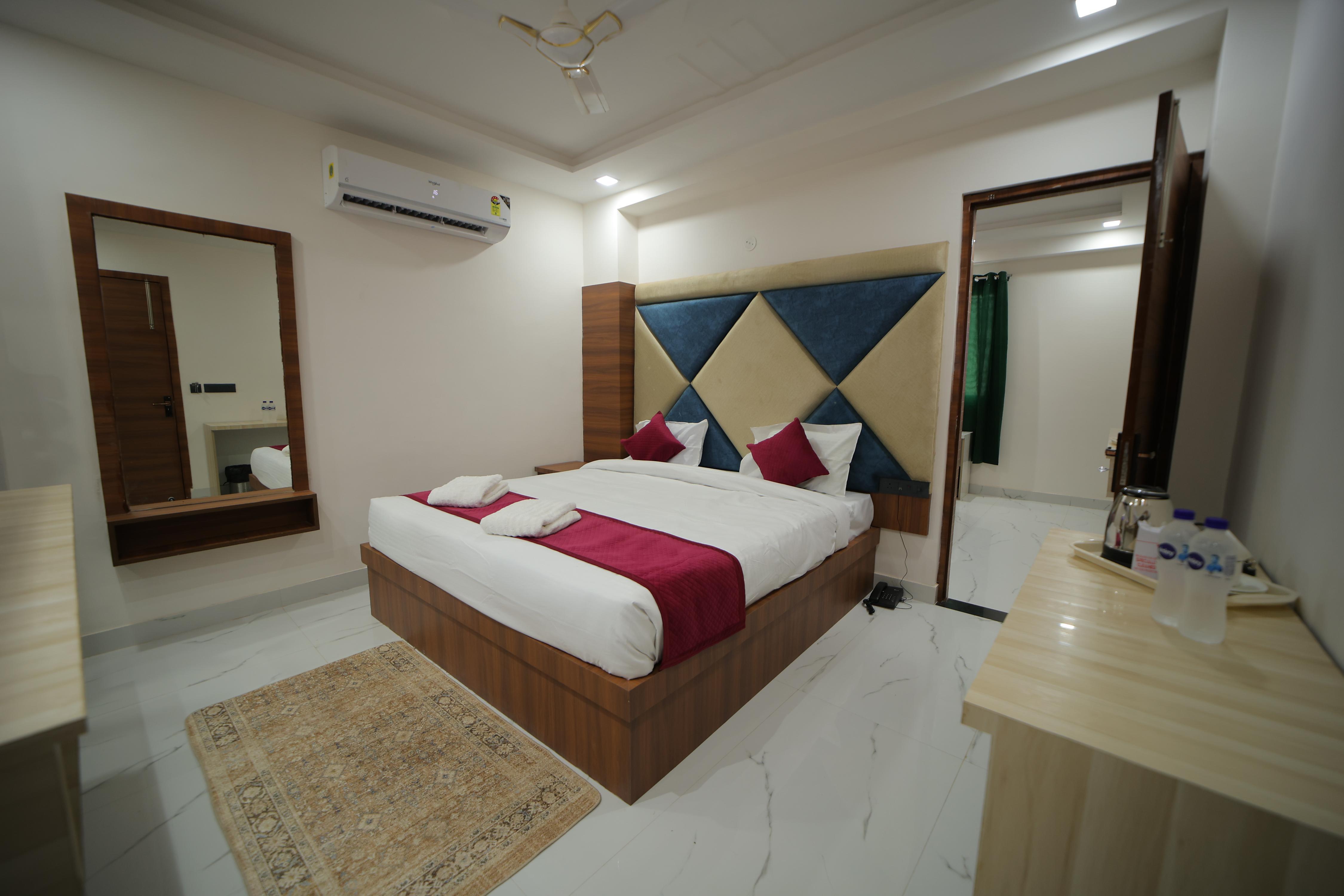 Hotel Dev Vilas Room Type - 2 Bedroom Family Room