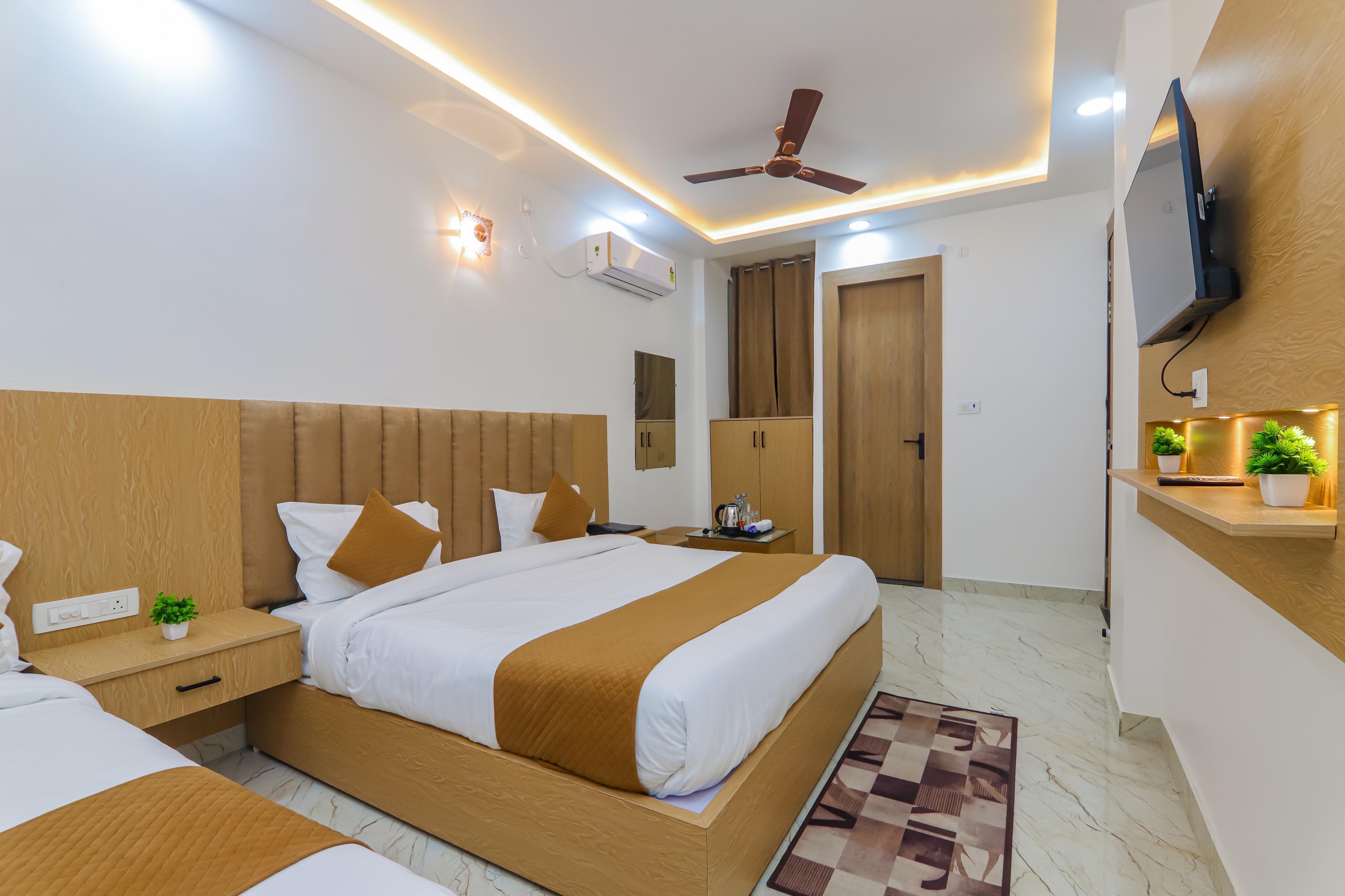 Hotel Ganga Stone Room Type - TRIPLE BED FAMILY DELUXE