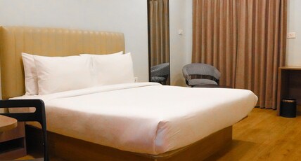 Stae Hotel -Hitech city, Madhapur Room Type - Premier Room