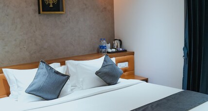 CLOUDBAY HOTEL Room Type - SUITE ROOM