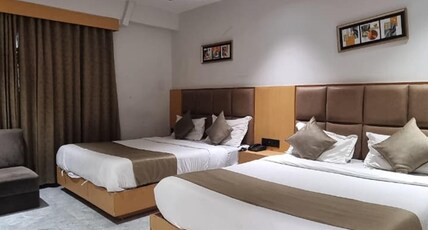 Hotel Palladium Lake Room Type - Family Deluxe Room with 1 King and 1 Single Bed Hotel Palladium Lake Room Type - Family Deluxe Room with 1 King and 1 Single Bed