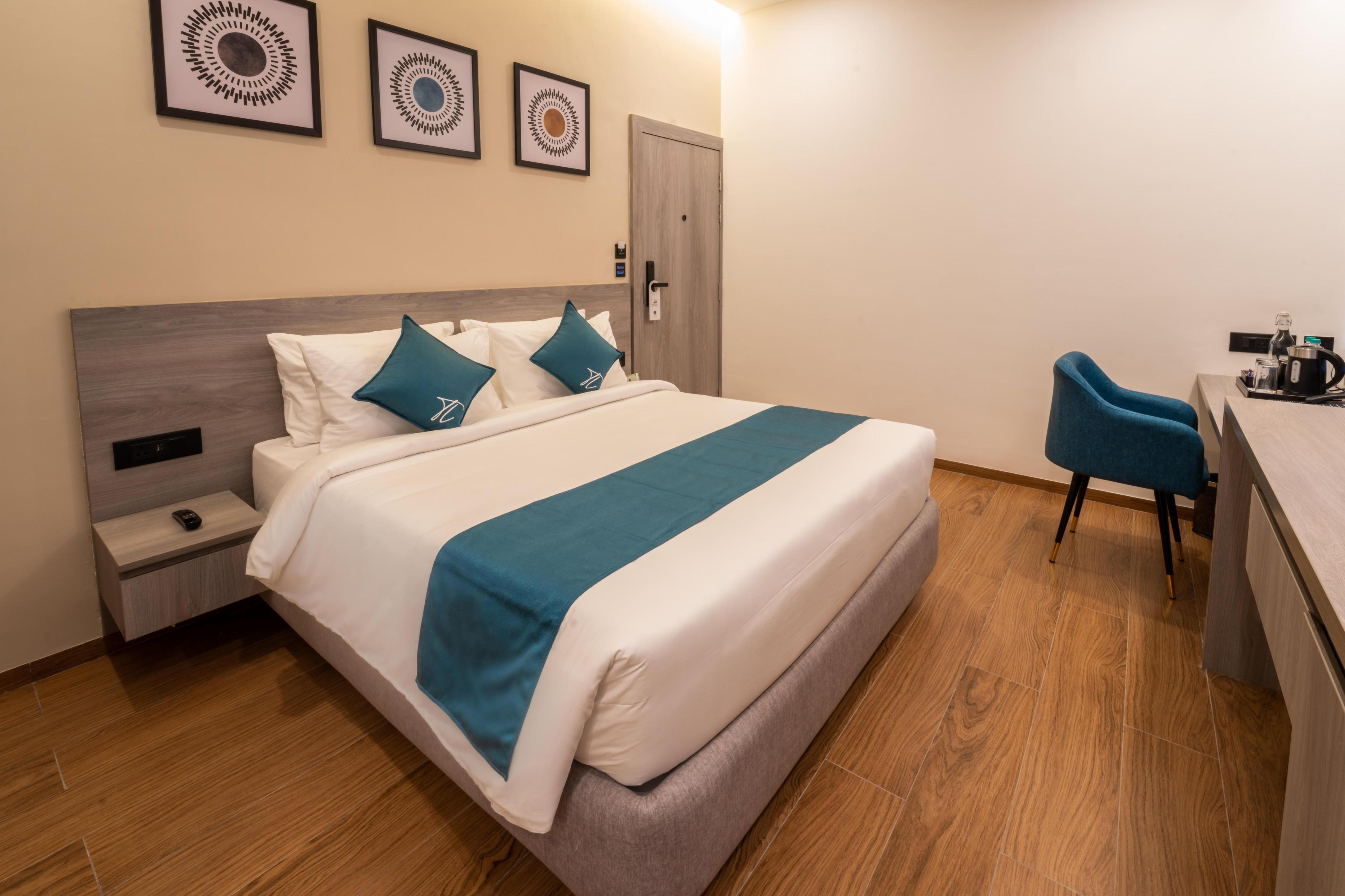 THE LOFTS @ CENTRAL POINT Room Type - Premium Rooms
