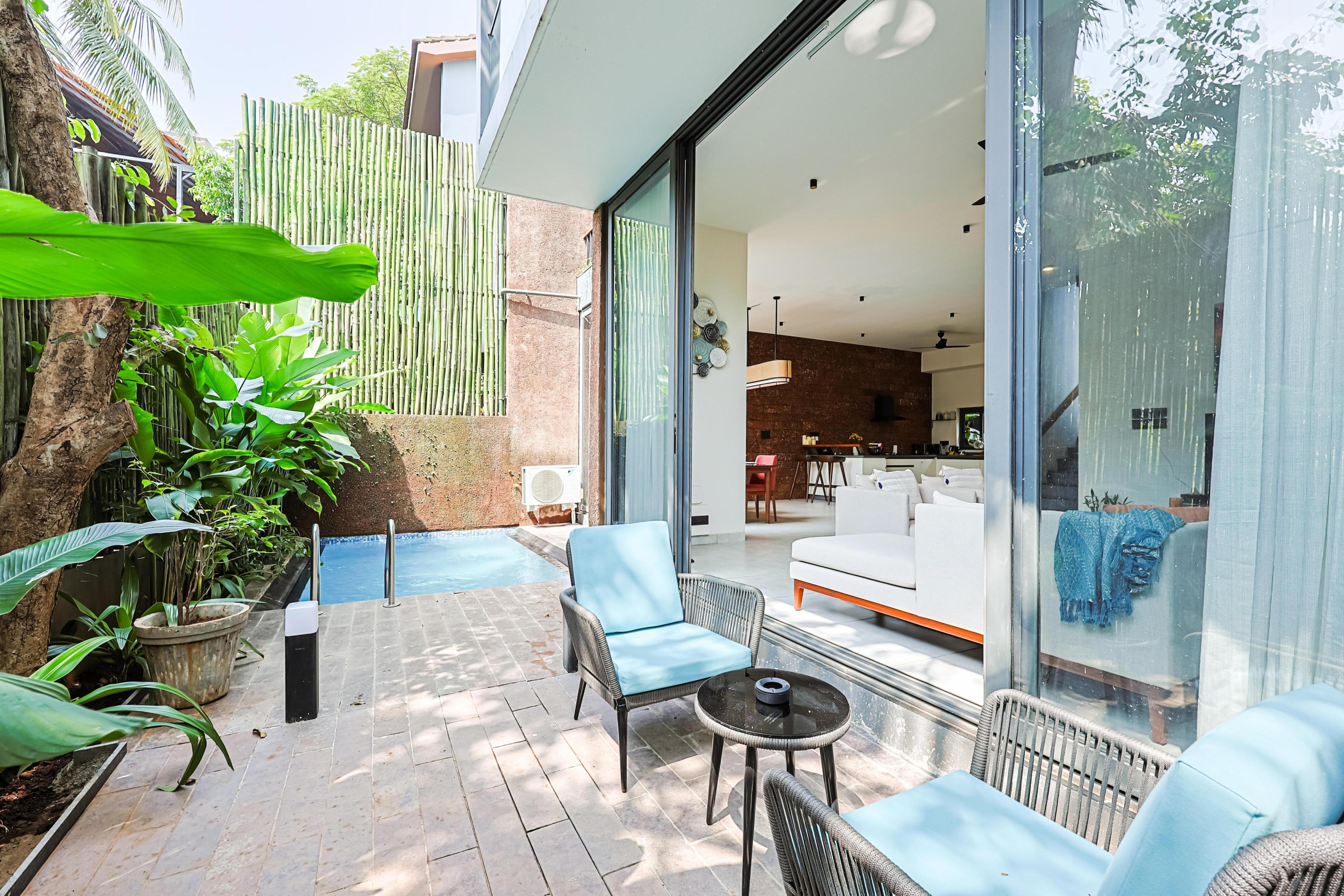 Cosy 3 BHK Villa with Private Pool and Jacuzzi - Tap to explore photos