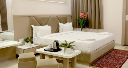 Hotel Nainas Palace Room Type - Super Deluxe Room