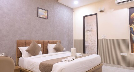 Hotel Mango Tree, Vrindavan-Near Prem Mandir. Room Type - Super Deluxe Room