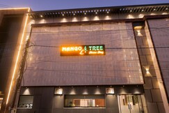 Hotel Mango Tree, Vrindavan-Near Prem Mandir.