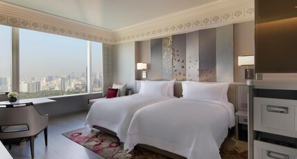 Grande Centre Point Lumphini Bangkok Room Type - Premium Twin Room