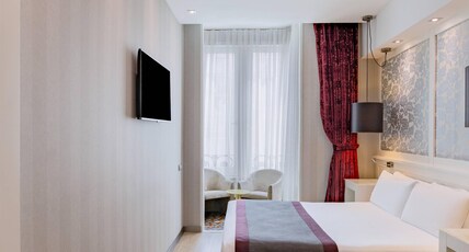 Catalonia Plaza Catalunya Room Type - Superior Room
