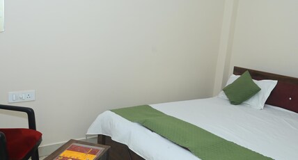 Laxmi chandra palace Room Type - Deluxe room