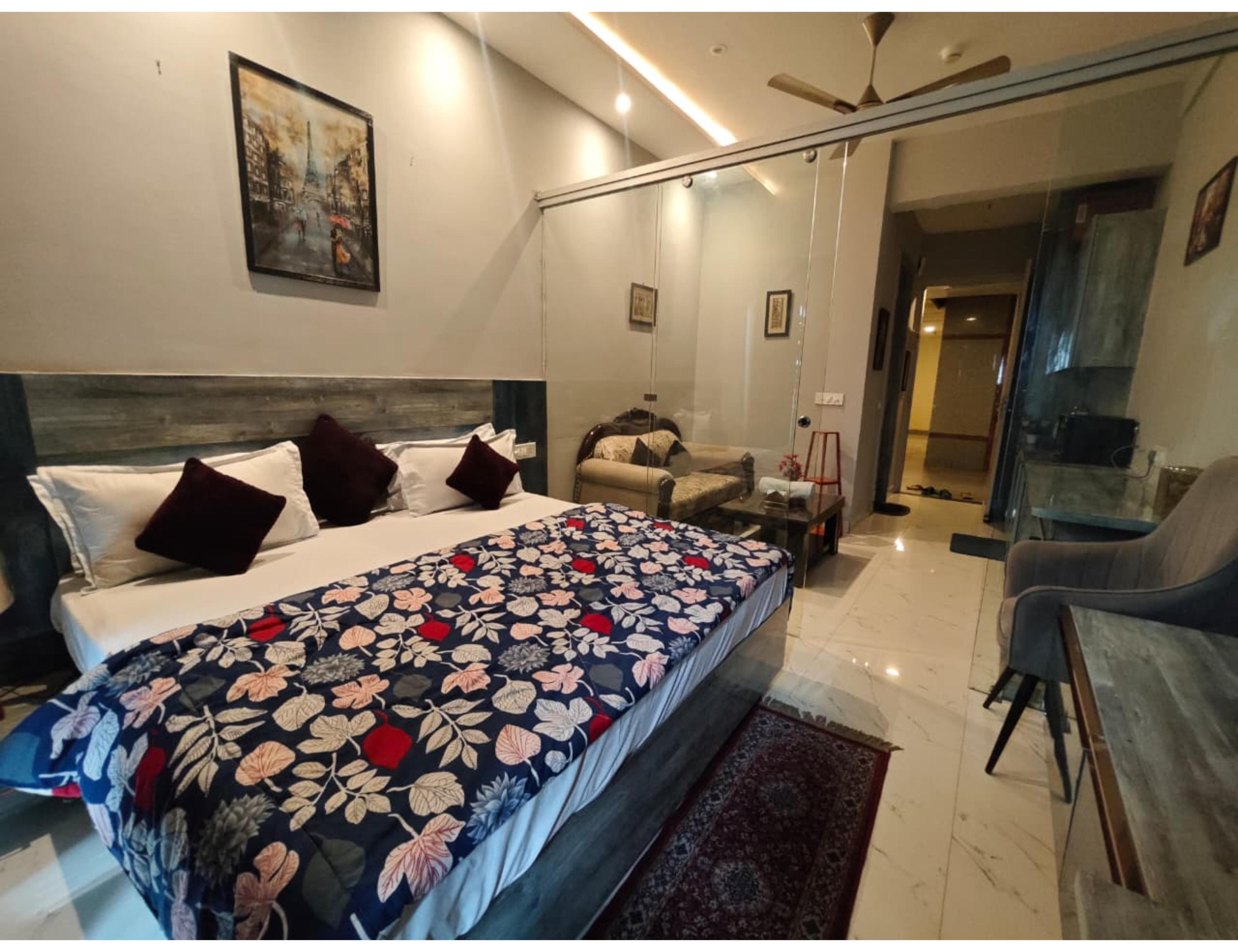 Dream Vibes Studio Appartment Room Type - Divine Luxe Studio