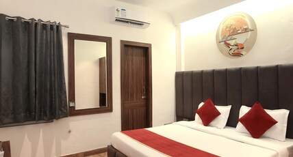 Park Plaza Hotel Room Type - Deluxe Room