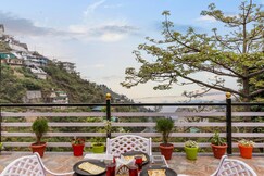Classic Hills Villa