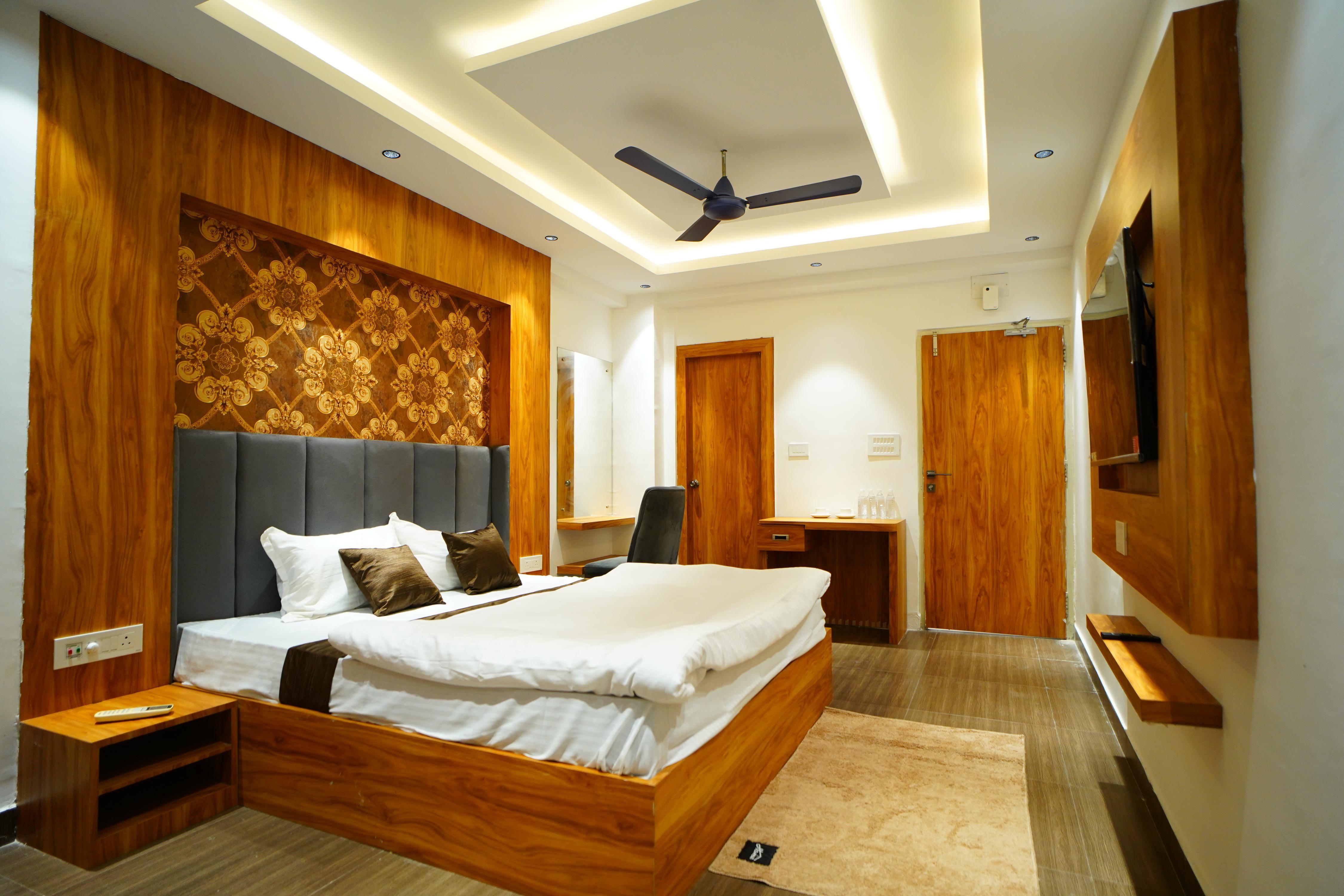 JRF Residency || Premium Rooms || 7 mins from Kolkata Airport Room Type - Bedroom 104