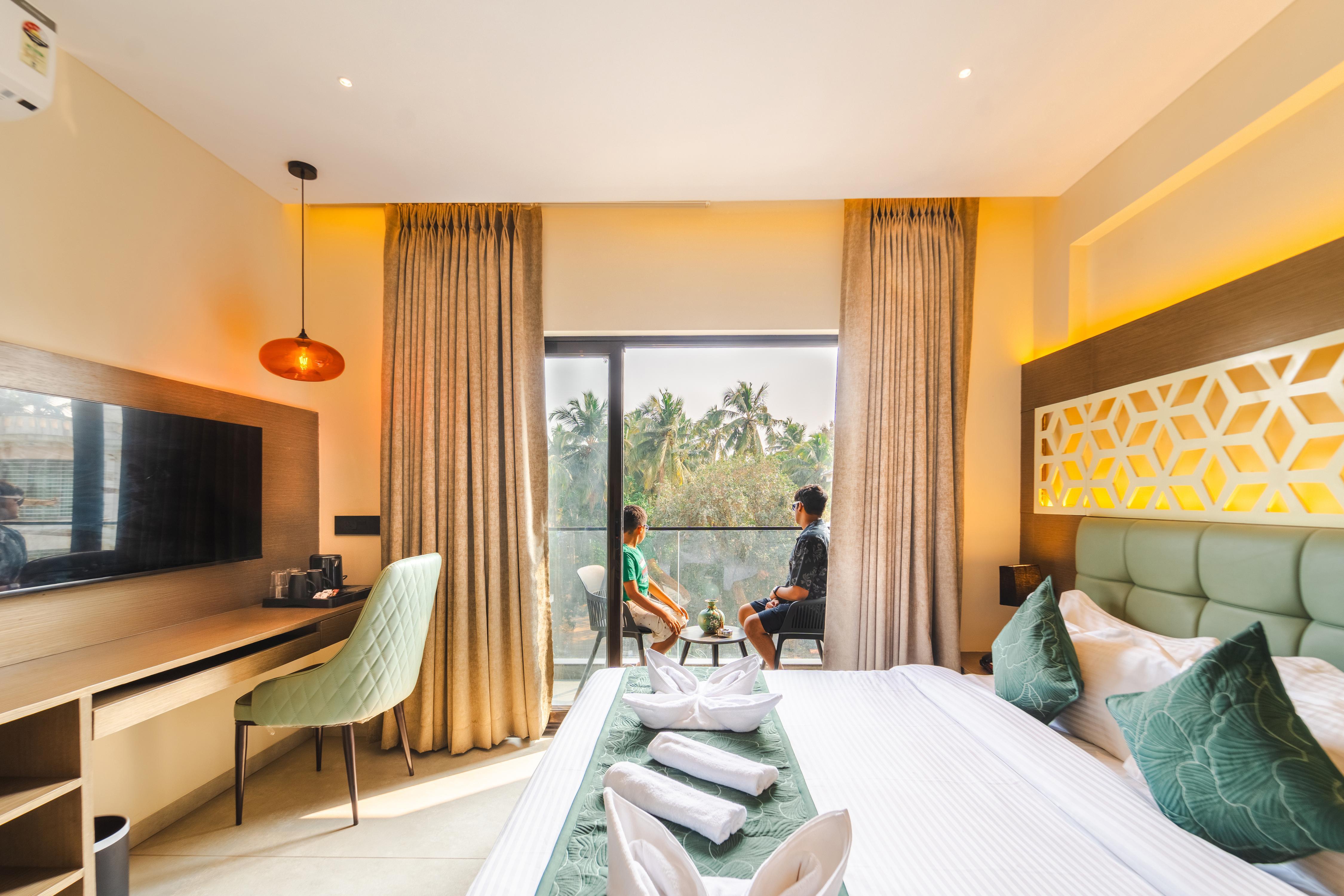 Vilmaris Luxe Hotel, Calangute - Tap to explore photos
