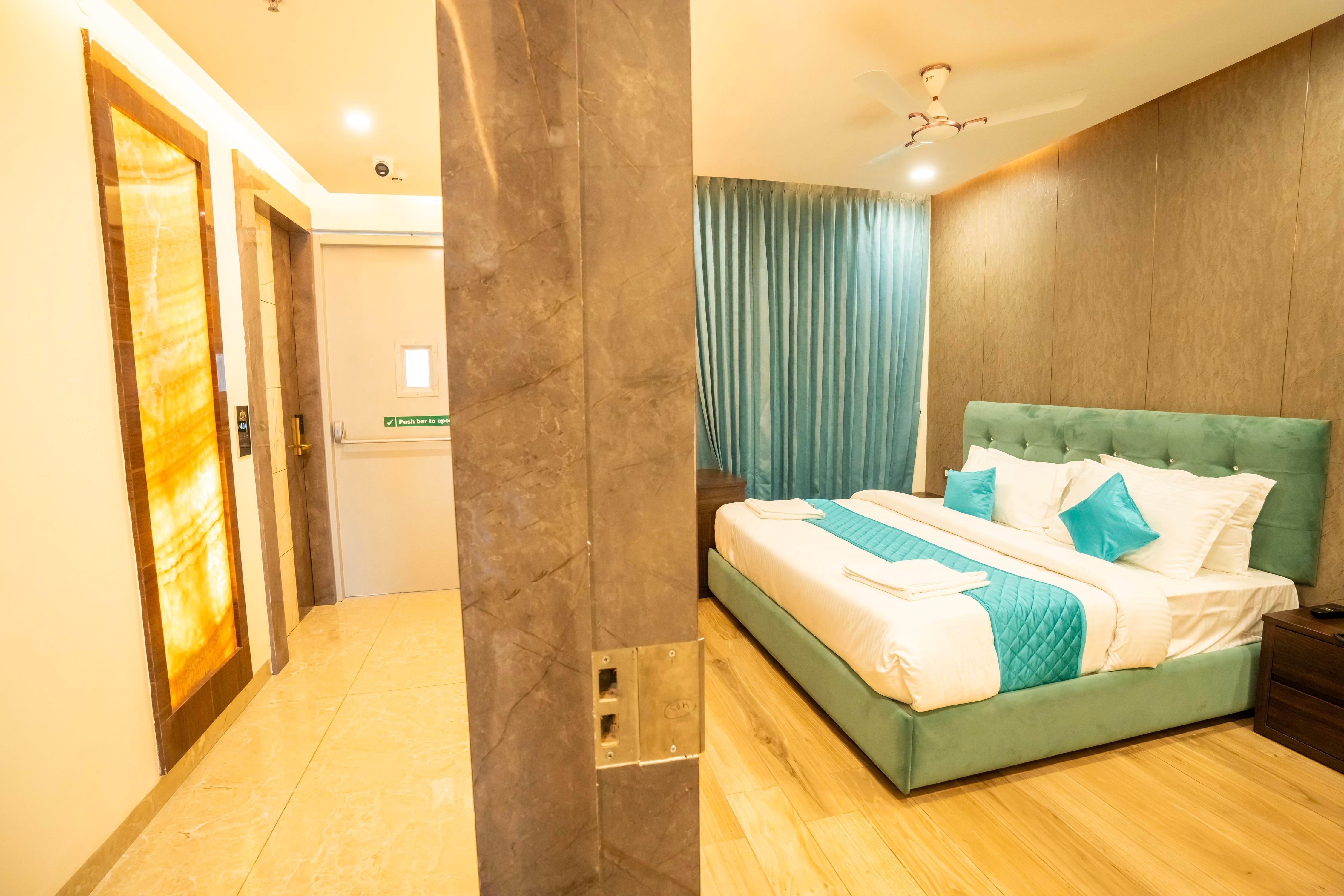 Le Majestic Business Class Hotel - Tap to explore photos