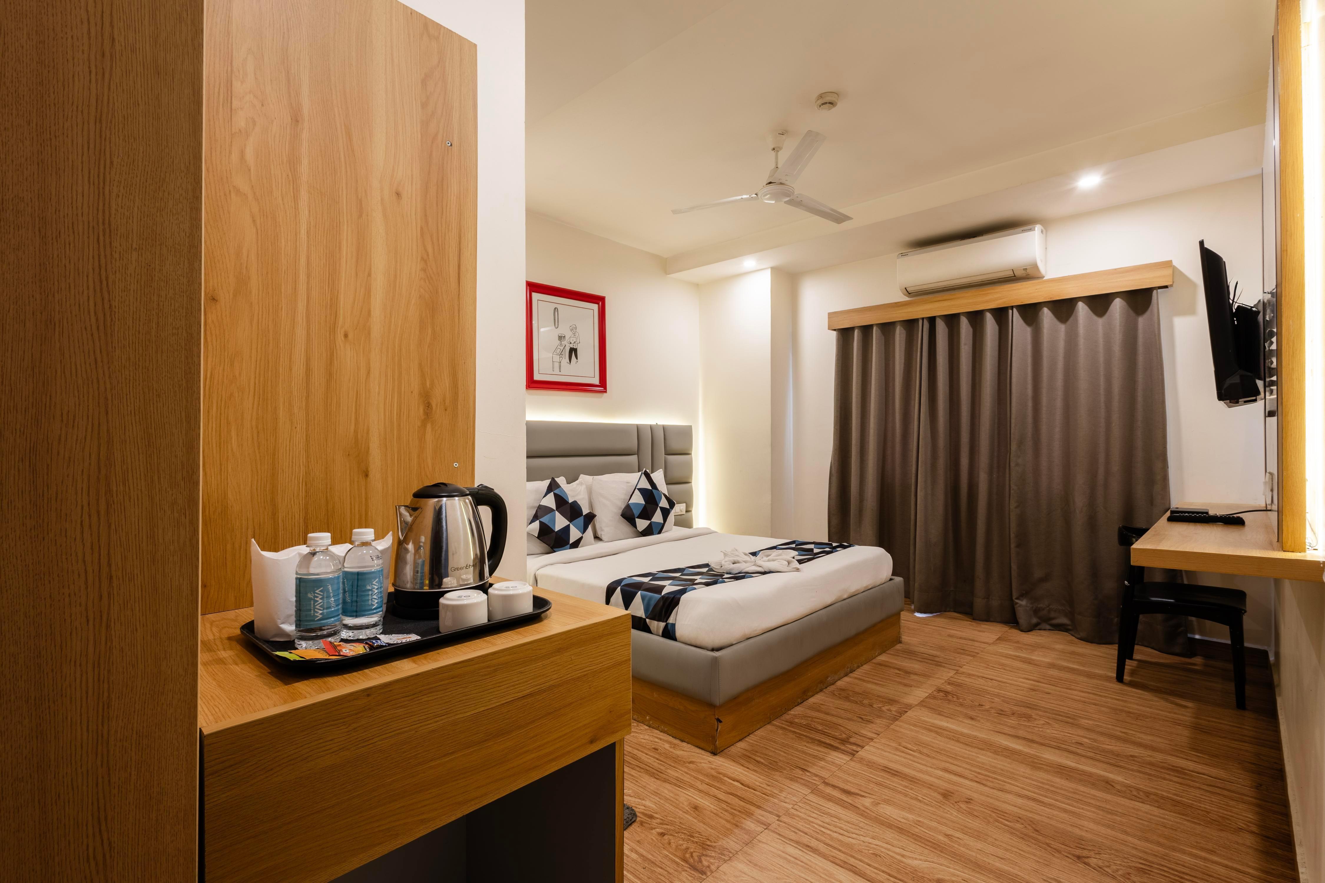 Hotel Whiteridge Premium - Tap to explore photos