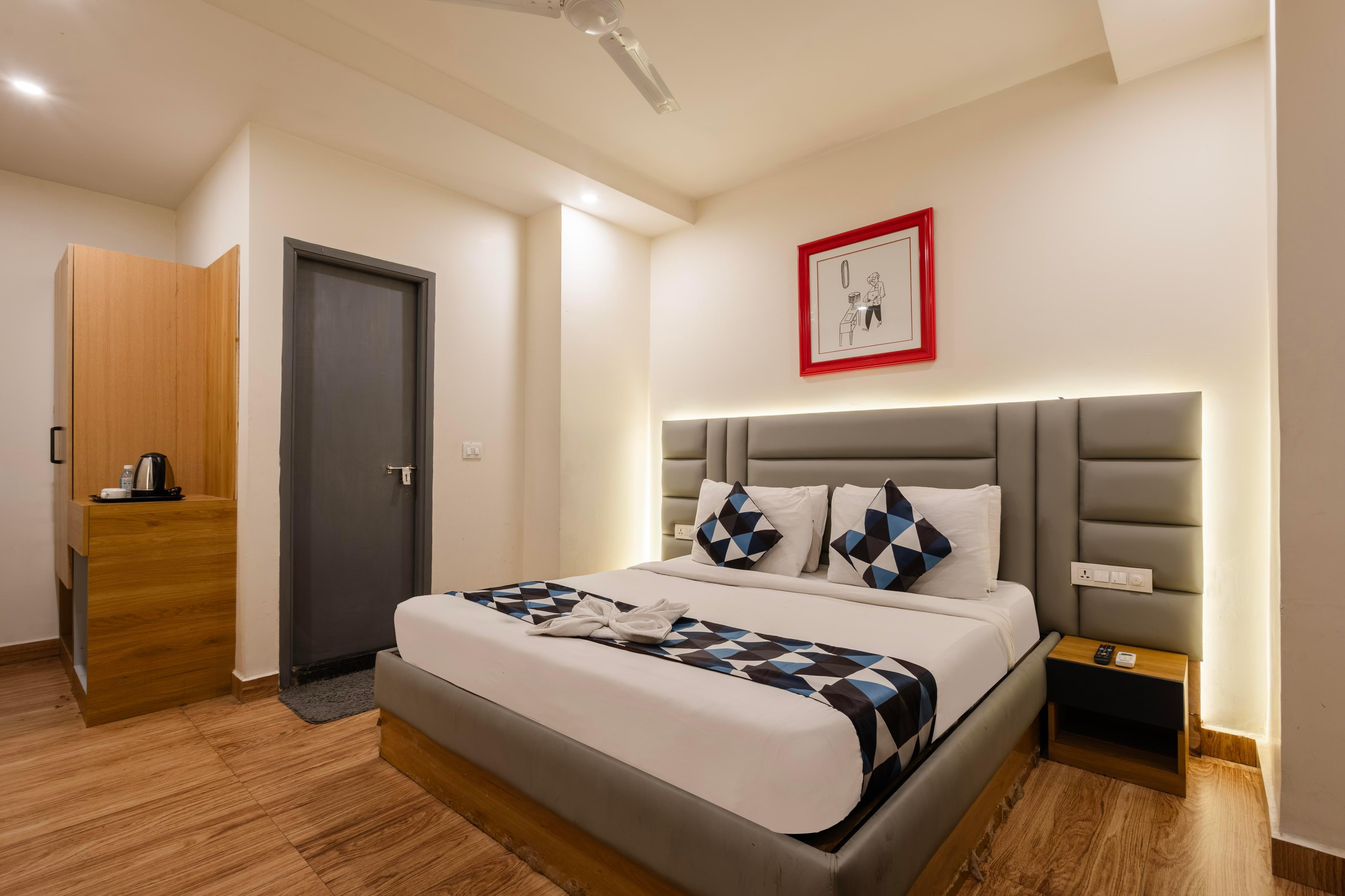 Hotel Whiteridge Premium Room Type - Deluxe Queen Room