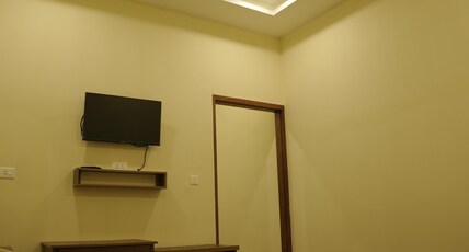 HOTEL KAIRALI Kodungallur Room Type - Premium
