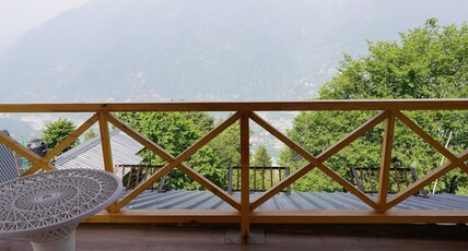 Winterfell Retreat Room Type - Deluxe Room (Private Balcony with Himalayan Views) Winterfell Retreat Room Type - Deluxe Room (Private Balcony with Himalayan Views)