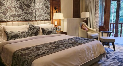 Fortune Pahalgam - Member ITC Hotels' Group Room Type - Pine View Suite Jacuzzi and Sit Out