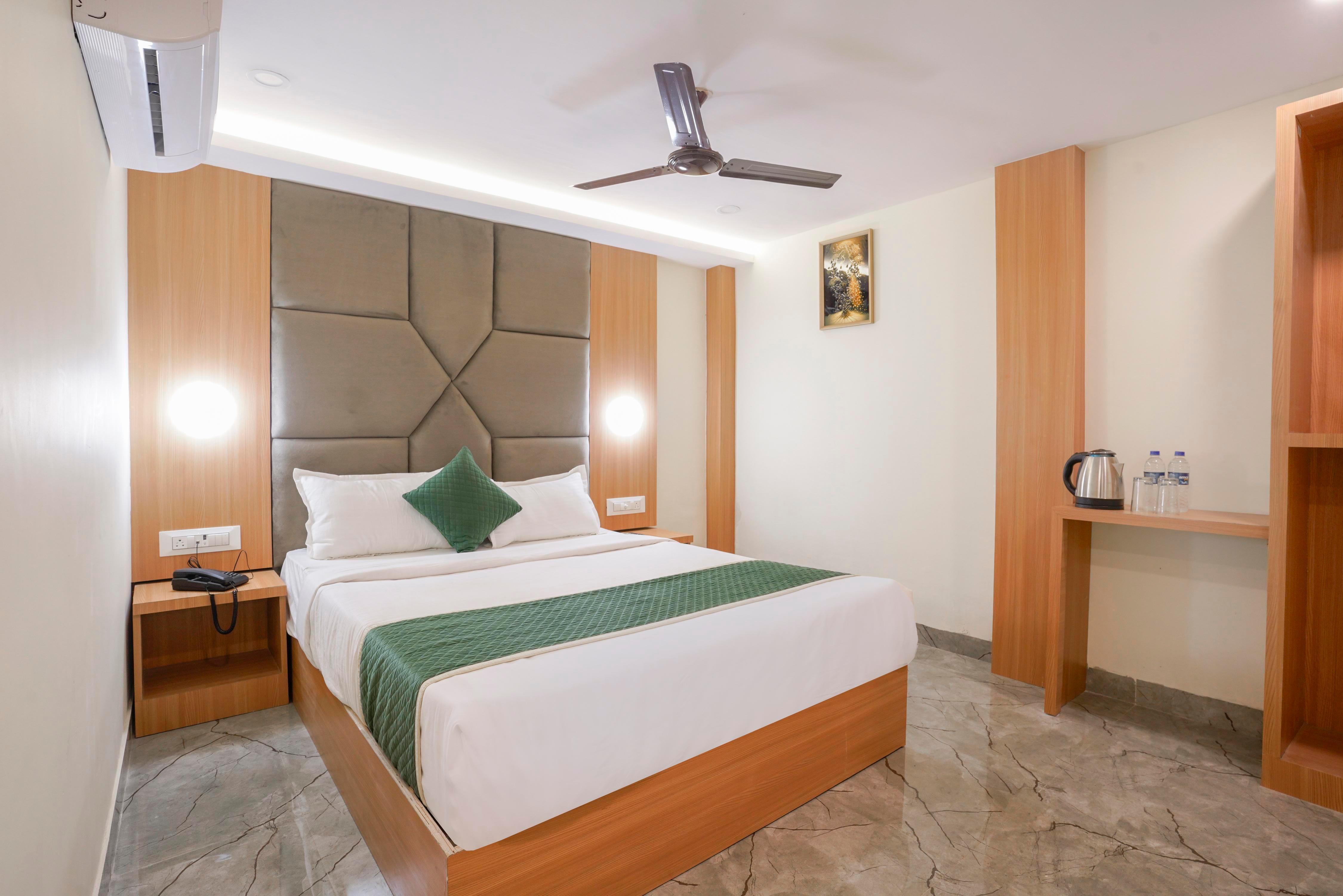 Hotel Crystal Castle Room Type - Super Deluxe Room