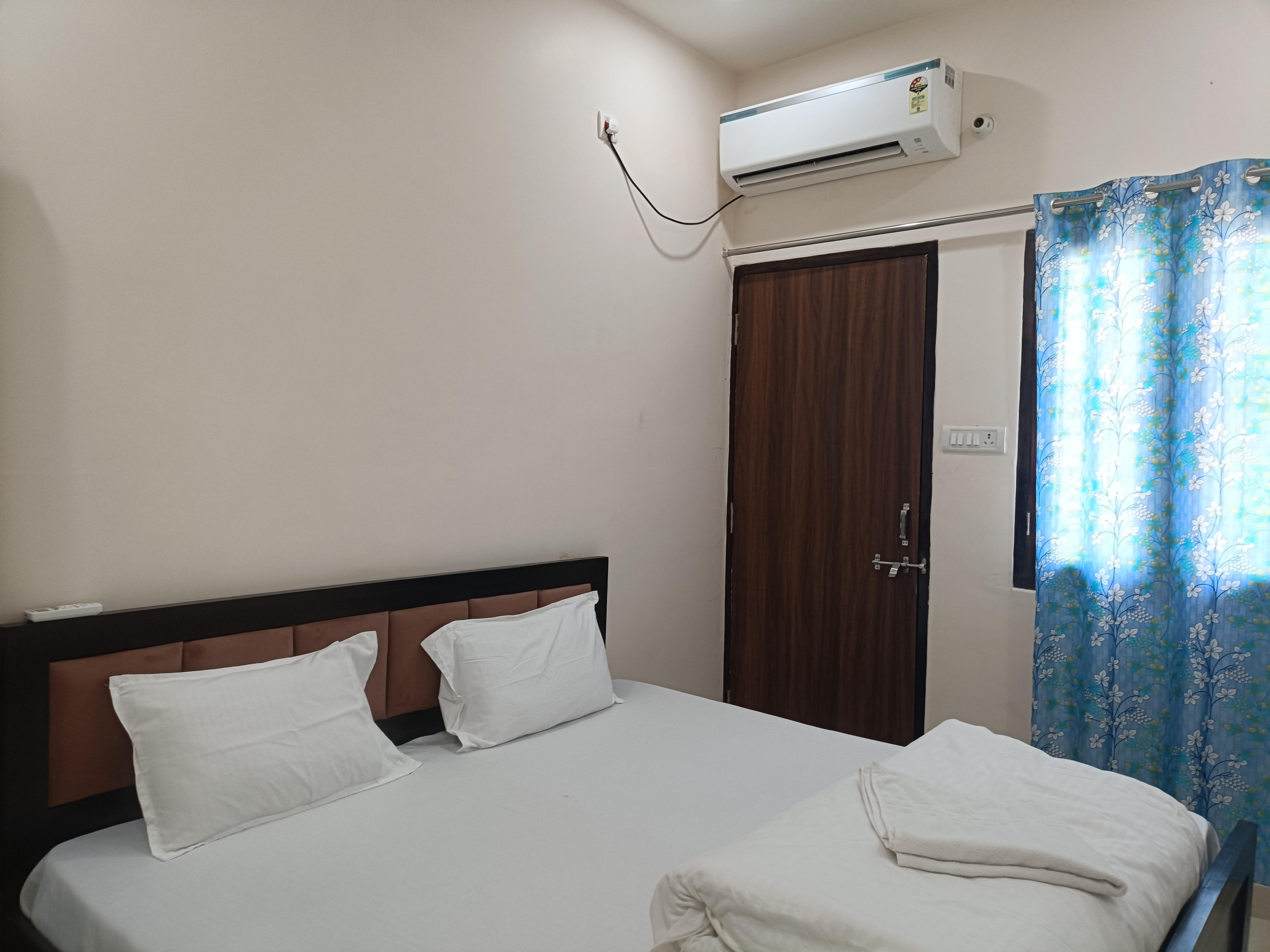 Shivoham Heritage Luxury Stay - Tap to explore photos