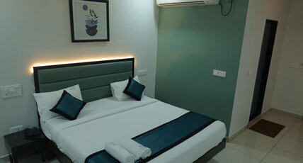 The Lotus Park Hotel Room Type - Standard Ac Room (2adults+1 child) The Lotus Park Hotel Room Type - Standard Ac Room (2adults+1 child)