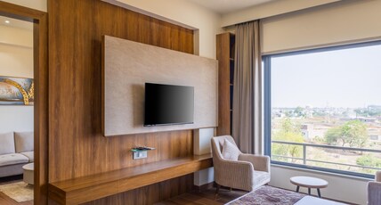 Enrise By Sayaji, Vidisha Room Type - Suite Room