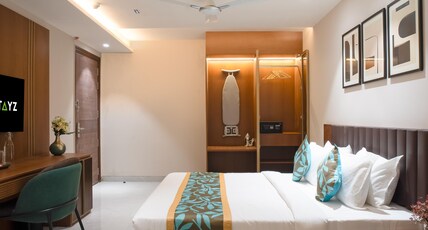 Saltstayz Premier - Naraina, Central Delhi Room Type - Premium Room with Balcony City View Saltstayz Premier - Naraina, Central Delhi Room Type - Premium Room with Balcony City View