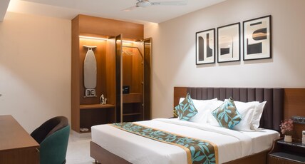 Saltstayz Premier - Naraina, Central Delhi Room Type - Deluxe Room with GYM Access Saltstayz Premier - Naraina, Central Delhi Room Type - Deluxe Room with GYM Access