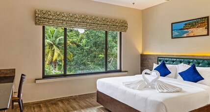 Alaya Stays By ELIVAAS Still Waters Room Type - Luxury Suite
