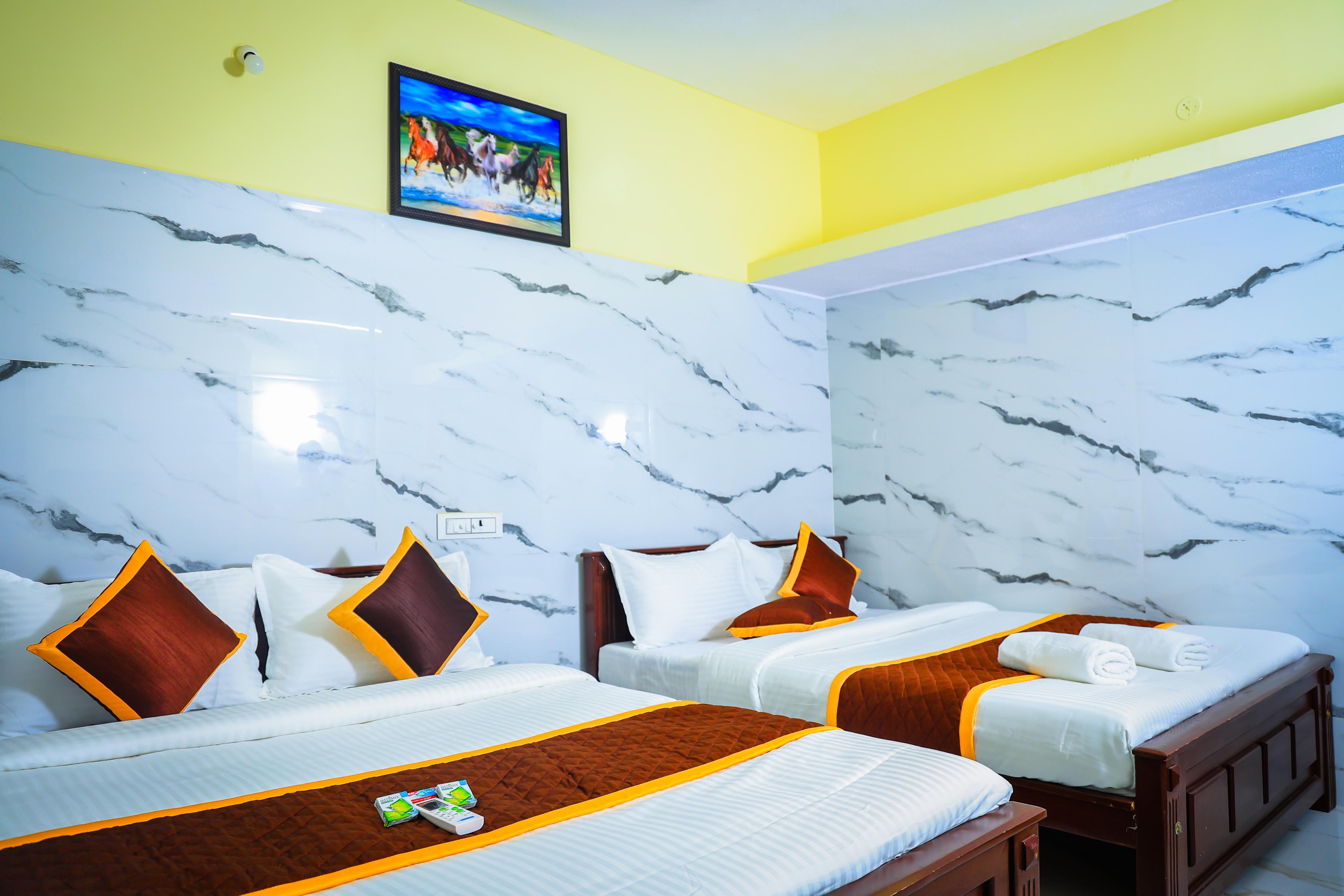 RR RESIDENCY Hotel Ranipet - Tap to explore photos