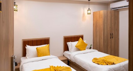 Hotel Silver Stone Room Type - EXECUTIVE TWIN ROOM