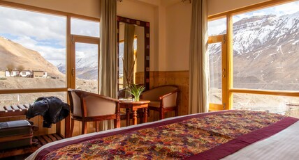 Mahamaya Regency Kaza Room Type - DELUXE(PARTIAL VIEW)