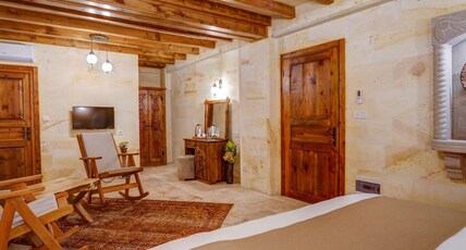 Enjoy Stone House Room Type - Family Room Enjoy Stone House Room Type - Family Room
