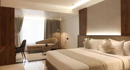 Royal Plaza Inn by RAK Rooms Room Type - Royal Residence Double Bed