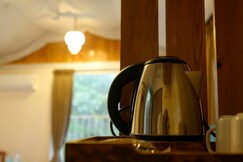 Rooms of Eshi Resorts - Bhimashankar